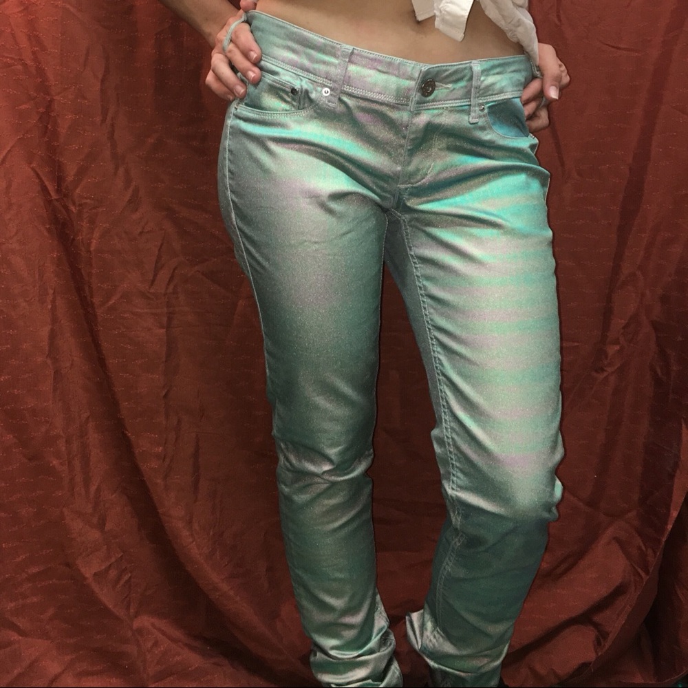 🌈 Iridescent & Denim Jeans 🌈